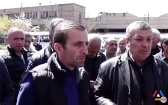 В Ереване водители маршруток проводят акцию протеста