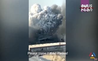 Видео взрыва в Бейруте с самого близкого расстояния