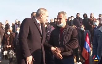 Prime Minister met with relatives of fallen heroes in Yerablur