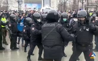 Акция протеста в России, в Москве задержали более 1300 человек