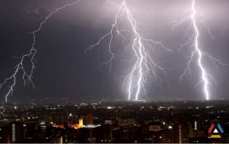 Powerful lightning Strikes In Yerevan