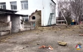 Детский сад в Донбассе попал под обстрел
