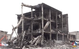 Փլված սյուներ ու ավերված տաղավարներ. Սուրմալուի շենքը՝ ներսից