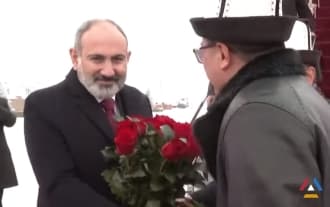 Премьер-министр Никол Пашинян с рабочим визитом прибыл в Бишкек